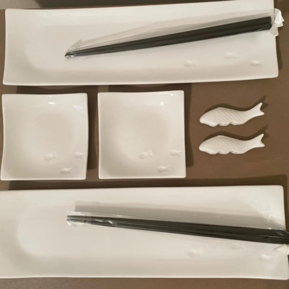 Crate&Barrel 8 Piece Sushi Set For Two - Brand New! 🍣🍤🍣🍤